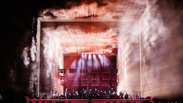 BTS 공연 인파 10만…예측 26만 빗나가 ‘과잉 대응’ 논란 [SD이슈]