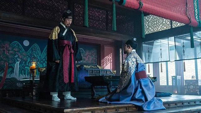 6년 만에 터졌다...단숨에 넷플릭스 '4위' 찍은 332만 '한국 영화'