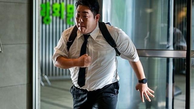 개봉 '5일' 만에 평점 '8점대' 찍고 호평 줄줄이 달리고 있는 '한국 영화'