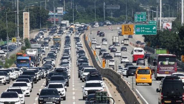 과태료 최대 300만원…고속도로서 ‘이 차량’ 집중 단속 시작된다