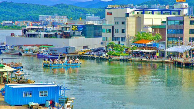 여기 함경도 아니야?…아바이순대 향기 가득한 '70년 실향민 마을'