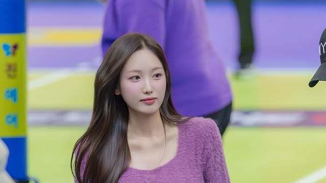 ‘야구여신’ 김세연 “2.5kg 아들” 갑자기 출산…한 달 조산