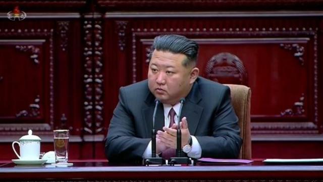 김정은, 한국 향해 또 초강경 발언…“건드리면 무자비한 대가”