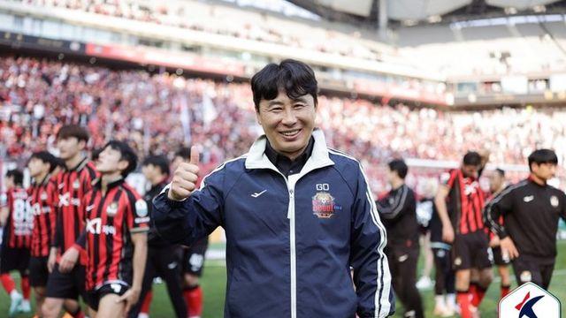 [K리그1 기자회견] ‘구단 첫 개막 4연승’ 김기동 감독, “팬들의 응원 덕분에 해낼 수 있었다”