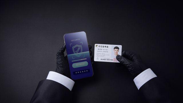 남의 신분증 주워 병원 진료받은 40대, 불구속 입건