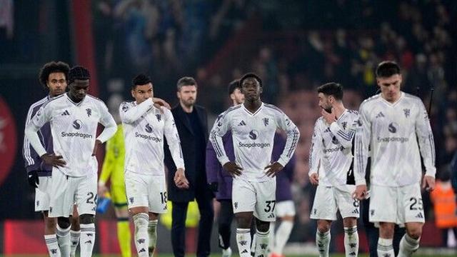 [영상 Clip] '도둑맞은 승점 3점' 퇴장·판정에 맨유 격분…'시즌 막판 변수' 가시밭길