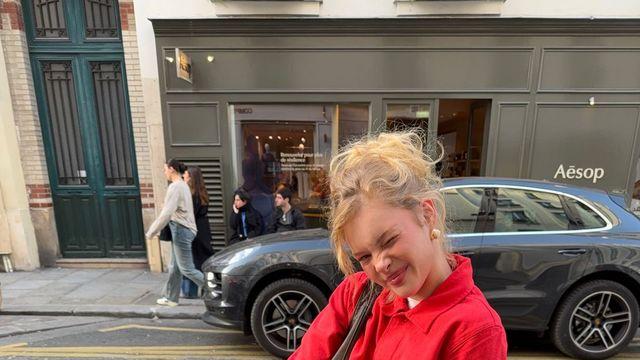 제니가 입은 카프리 팬츠, 스타일링이 어려웠다면? 신발부터 바꿀 것