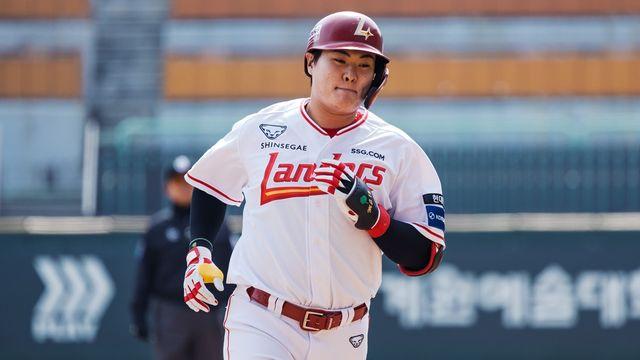 3연속 MVP→쾅쾅쾅쾅쾅쾅 '홈런 1위'…'132억' 우산 효과 보나→