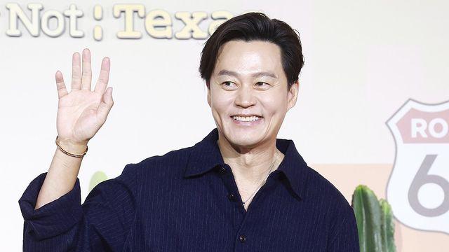 텍사스 가이드 된 이서진…