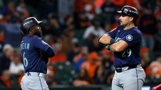 WBC서 악수 거부→분노 폭발→'엿 먹어라' 욕설 인터뷰 파장…아로자레나 