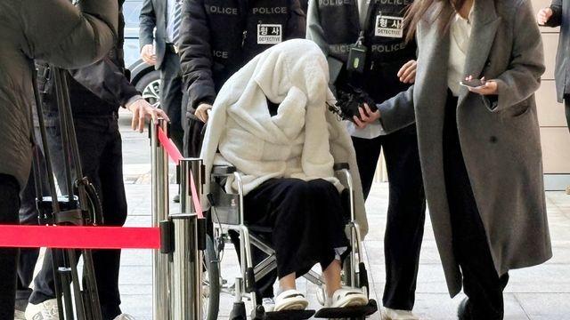 '반포대교 추락' 약물운전 포르쉐 운전자, 구속 기소됐다