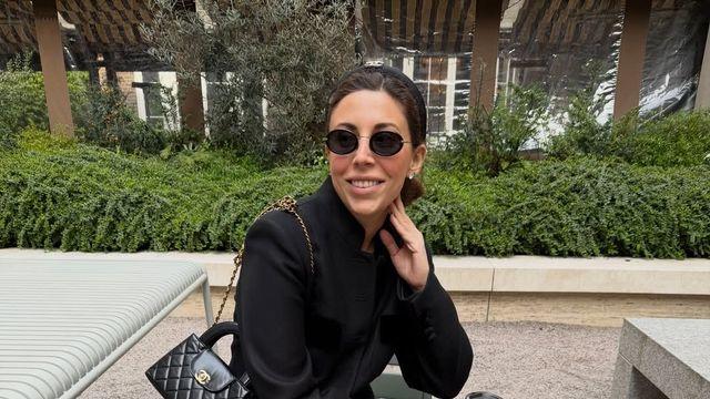 블랙 재킷에 청바지가 무난하다고요? 다르게 입는 법 여깄습니다