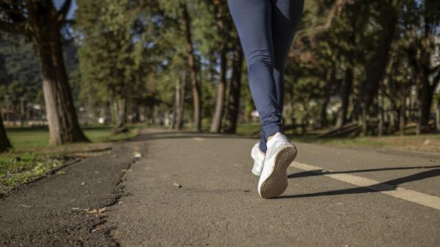 매일 11분 더 자고, 4분 더 걸으면 심장병 위험 낮아져
