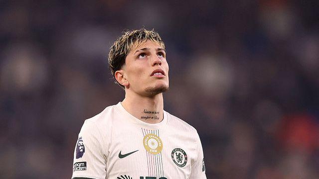 '사람 고쳐 쓰는 거 아니다'…前 맨유 수석 스카우트, 가르나초 태도 비판 “맨유 시절 문제 다시 드러나”