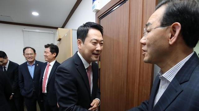 ‘엄포’ 예상 깨고…주호영, 컷오프 가처분 신청 낸다