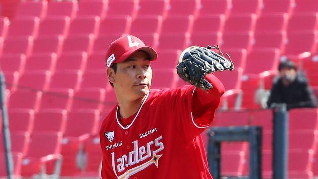 'NPB 66승 투수 안정감 보소' SSG 타케다, 최종 점검 '5이닝 무실점' 완벽투…