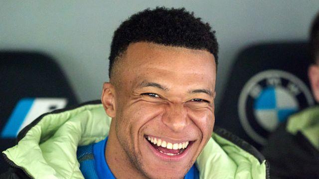 레알 마드리드 의료진이 오진? 음바페 진짜 큰일 날 뻔했다! “왼쪽 무릎 대신 오른쪽 무릎을 검사했어”