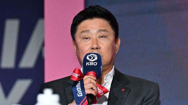 '입담 폭발' 김태형 감독 