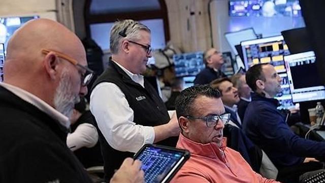 종전 기대감 후퇴에 美주식·채권 동반급락…유가는 급등(종합)