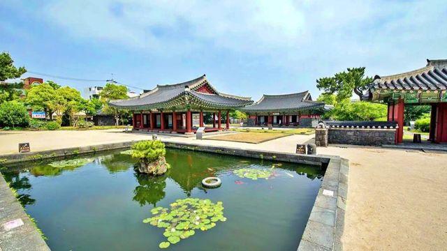 지갑 대신 한복·갈옷 챙기세요…4월부터 입장료 무료라는 '인생샷 성지'