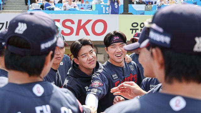 '시범경기 1위' 롯데, 개막전서 삼성에 6-3 승