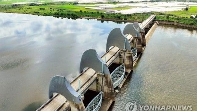 4대강 보 처리방안 속도…해체·개방시 수질 변화 예측 착수