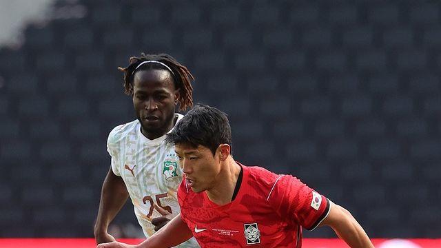 0-4 완패 속 빛난 황희찬의 분전…