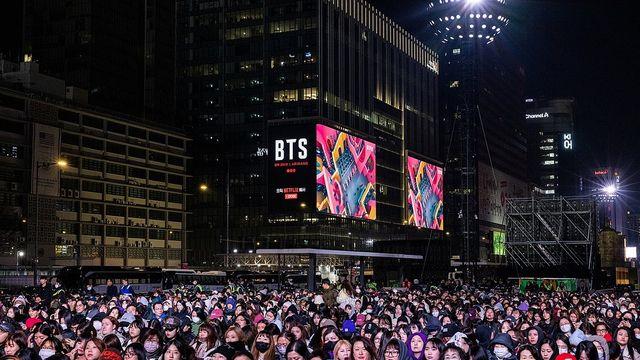 'BTS공연' 외국인들, 광화문·명동 몰렸다가 지갑은 성수서 열어
