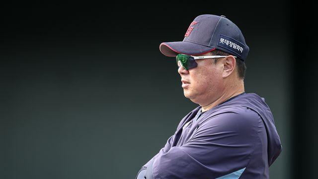 부임 첫 개막전 승리… 김태형 롯데 감독 