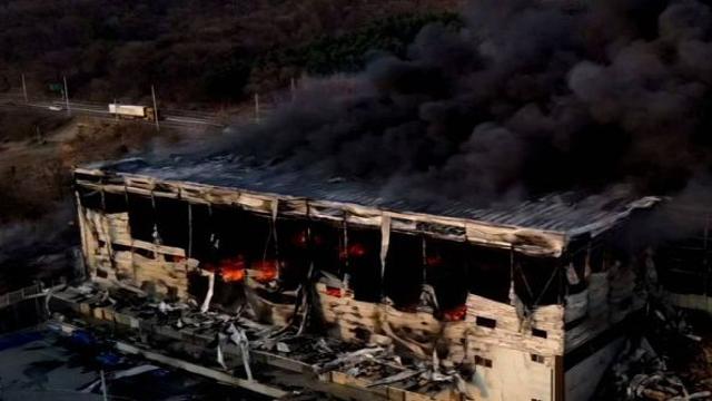 용인 처인구 물류창고서 큰불…대응 1단계 발령 진화 중