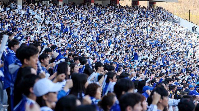 ‘개막시리즈 2연속 매진!’ 시작부터 달린 21만1756명, KBO리그 역대 최다관중 또 경신하나
