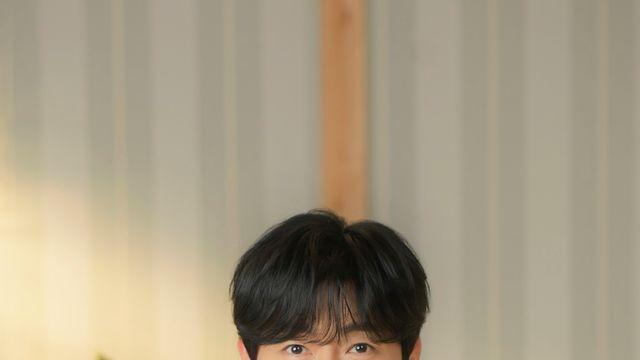 [단독] 김용필, 최백호 손 잡았다…