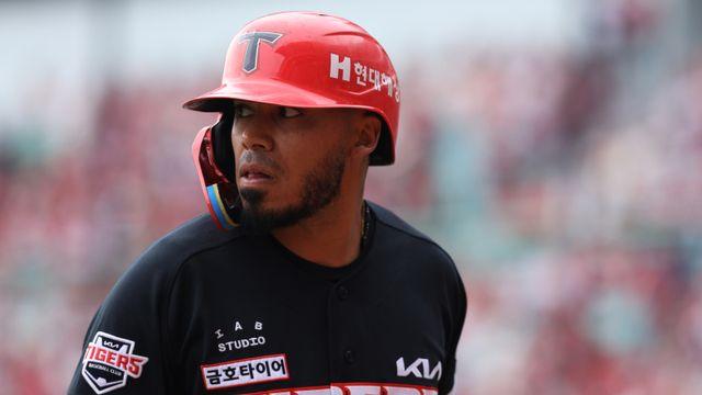 타율 0.556, OPS 1.600…KIA 개막 참패 속, 카스트로 시범경기 물음표를 느낌표로 [IS 피플]