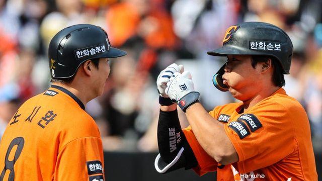 독수리 날개 단 호랑이...대전 개막 2연전→강백호 이적 신고식 축제 [IS 피플]