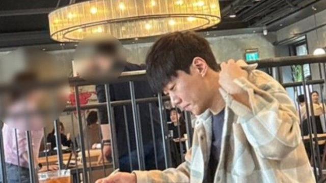 '나는 SOLO' 30기 영철 대구 카페서 포착, '잠적설' 딛고 전해진 근황… 