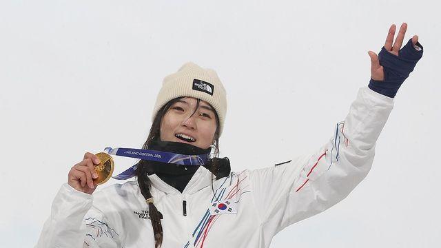 최가온, 스노보드 월드컵 파크·파이프 시즌 종합 우승