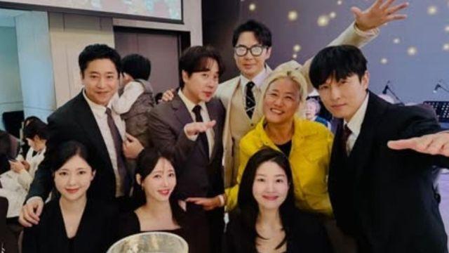 신혜성은 칩거 중? 이민우 결혼식 홀로 안보여…에릭→전진은 '♥부부 참석' [종합]