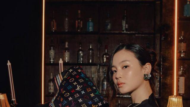 도끼, ♥이하이 허리 감싼 밀착샷 공개…직접 ‘애정 표현’ [IS하이컷]