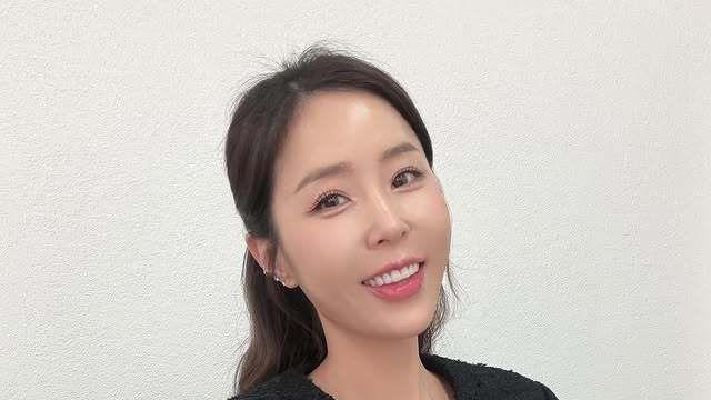 ‘5월 결혼’ 신지, 성형 고민하더니…“킴카다시안 시술 받았다”