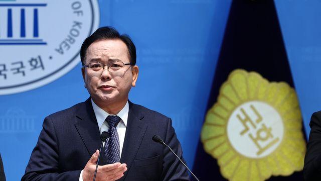 김부겸 “대구가 국민의힘 버려야 보수가 산다”…대구시장 출마 선언