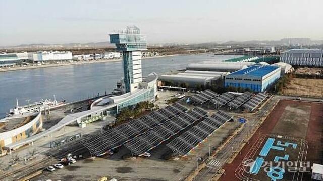 인천 경인아라뱃길서 신원 미상 시신 발견…경찰 신원 확인 중