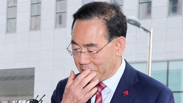 주호영 “토끼도 굴 3개 파는데 나도 준비”…무소속 출마 수순?