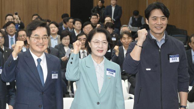 김동연·추미애·한준호, 경기도당 상무위 한자리 “이재명 정부 성공 위해 압승하자”