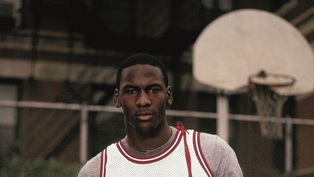 부정할 수 없는 컬트 오브제로서의 스니커즈