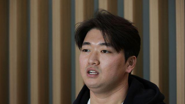 실종된 WBC 기세, 고우석 마이너 첫 등판서 ⅓이닝 3볼넷 4실점