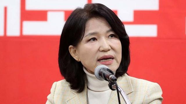 이인제 “이진숙은 빛나는 투사... 컷오프 어이없다”