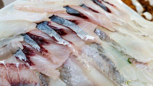 돔보다 맛있는데 가격까지 싸다…지금이 가장 맛있다는 '제철 생선 회'