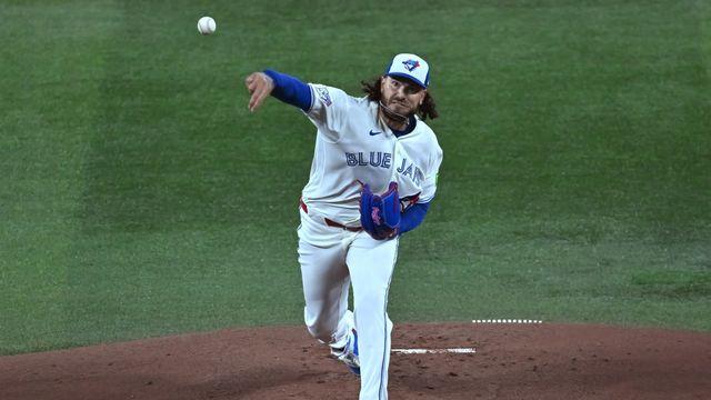 ‘최고구속 156.2㎞, 그런데…’ KBO리그 지배했던 폰세, MLB 첫 등판서 무릎 부상으로 조기 교체