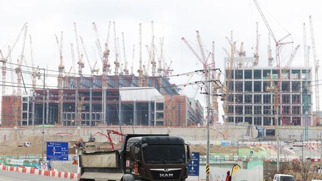 “기름값보다 무서운 나프타”…건설현장 ‘4월 자재대란’ 오나