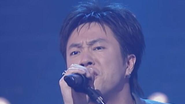 11살 연하 일본인 아이돌과 만난지 45일 만에 혼인신고 끝낸 가수